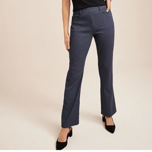 Bengaline Textured Mid Rise Bootcut Pant